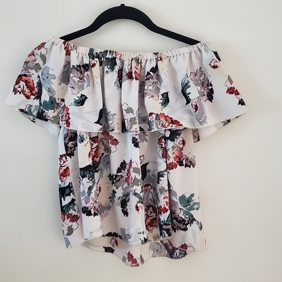 Aritzia Wilfred Silk Floral Off Shoulder Blouse - Picture 9 of 10